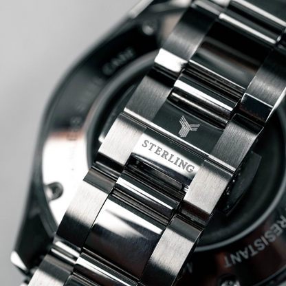 Când toți poartă ceasuri, doar unul face diferența dintre un bărbat obișnuit și un bărbat respectat.